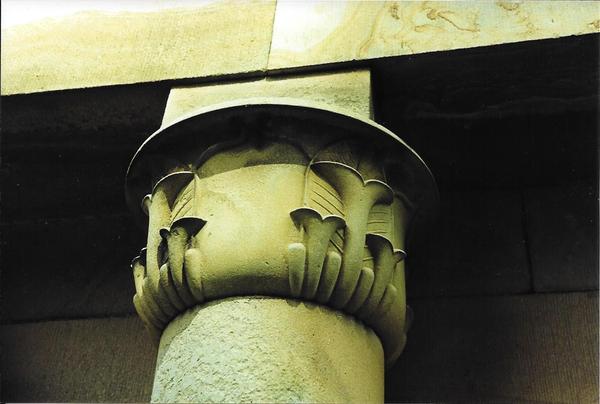 Gillow, capital
